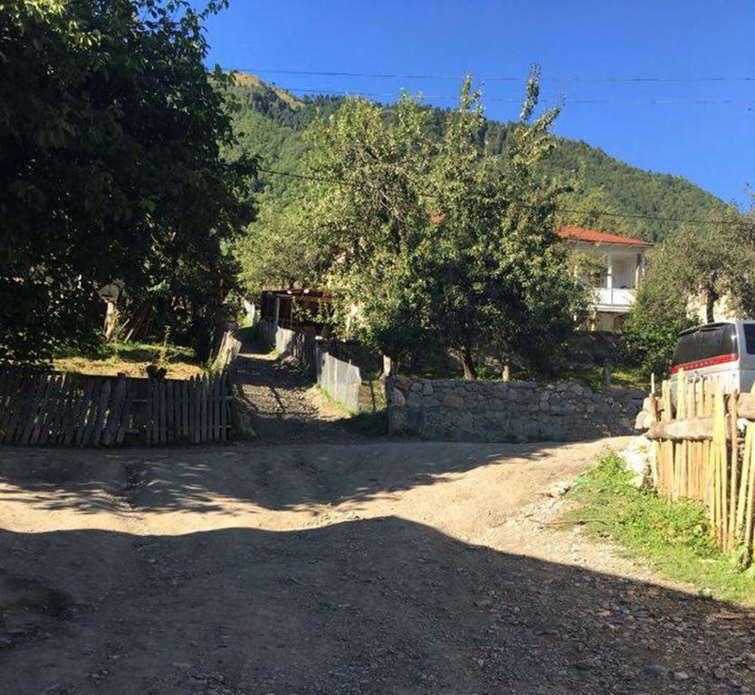 Guesthouse Ori Beli In Mestia Exterior photo